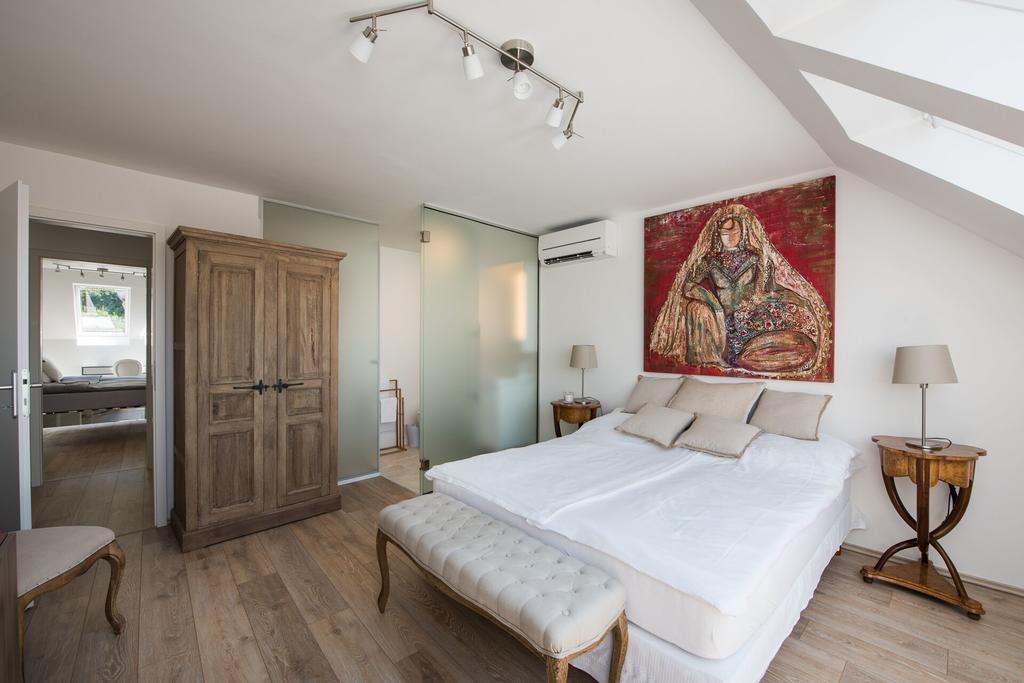 Ab - The Princess Castle Triplex Apartment *