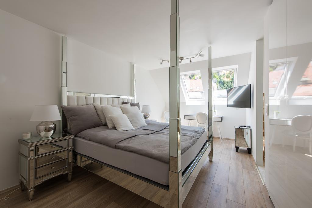 Apartma Ab - The Princess Castle Triplex Ljubljana